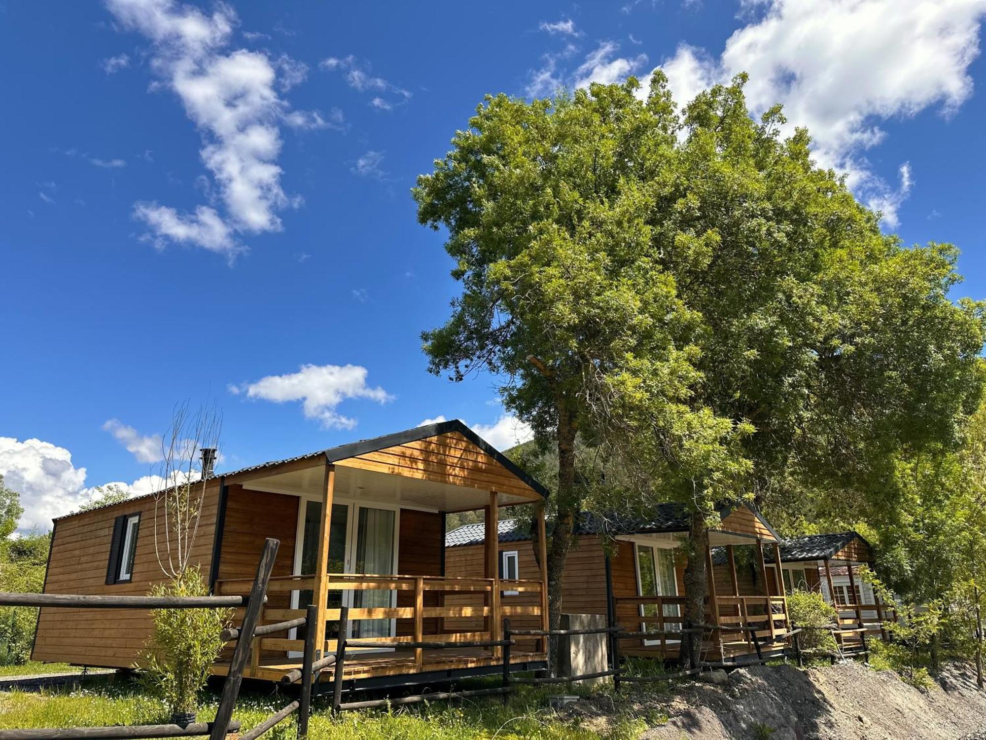 Bungalows Y Cabanas Solopuent Natur Castiello de Jaca Kültér fotó